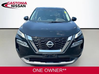 Used 2022 Nissan Rogue SV