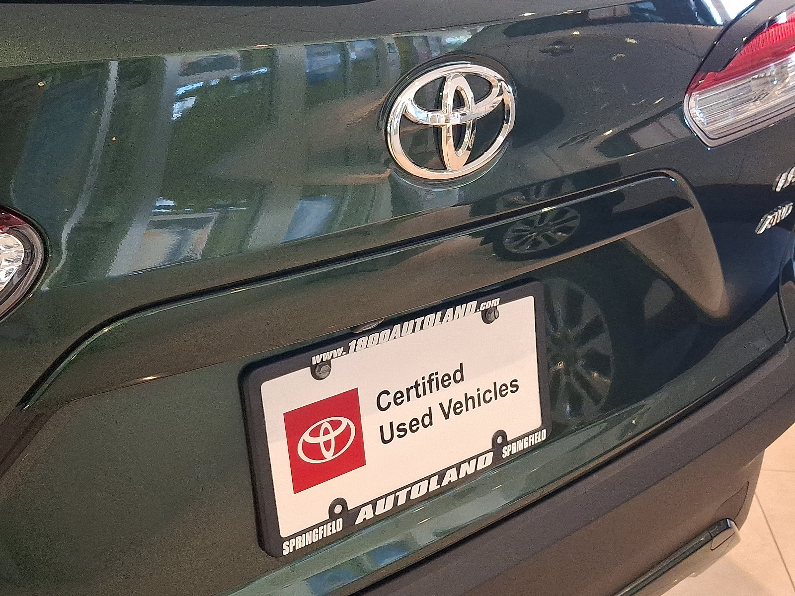 Certified 2023 Toyota Corolla Cross LE w/ Moonroof Package AWD/4WD image 29