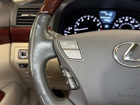 Used 2012 Lexus LS 460 w/ Luxury Value Edition RWD image 27