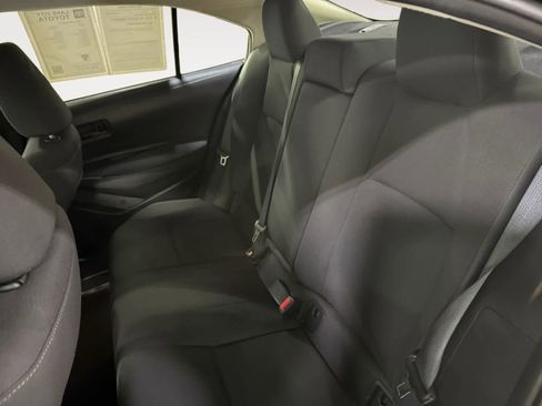 Used 2023 Toyota Corolla LE image 17