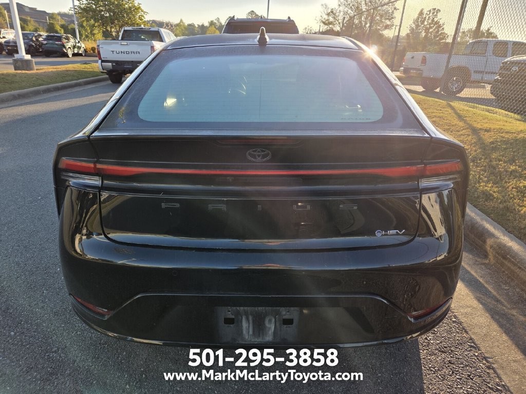 Used 2025 Toyota Prius XLE FWD image 5