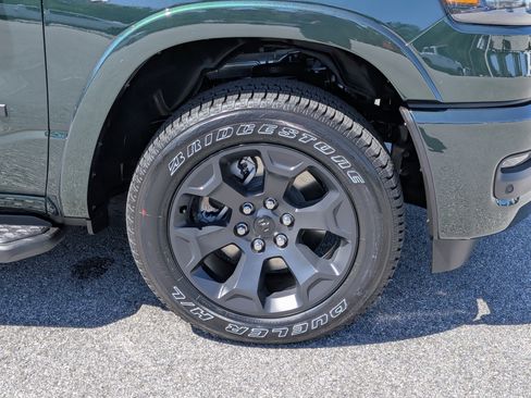 New 2026 RAM 1500 Big Horn AWD/4WD image 10