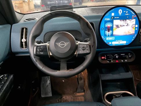 Certified 2025 MINI Cooper Countryman S image 8