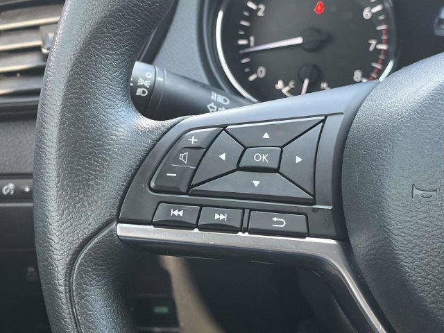 Used 2017 Nissan Rogue S FWD image 26