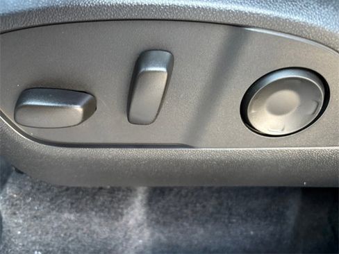 New 2026 Chevrolet Traverse RS image 16