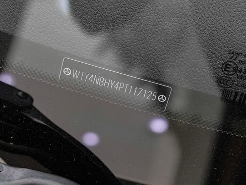 Used 2023 Mercedes-Benz Sprinter 2500 image 42