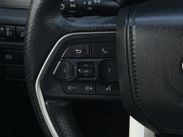 Certified 2025 Toyota 4Runner SR5 AWD/4WD image 13