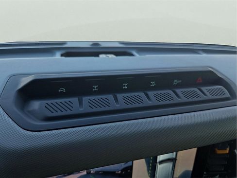 Used 2022 Ford Bronco Badlands w/ Sasquatch Package image 21