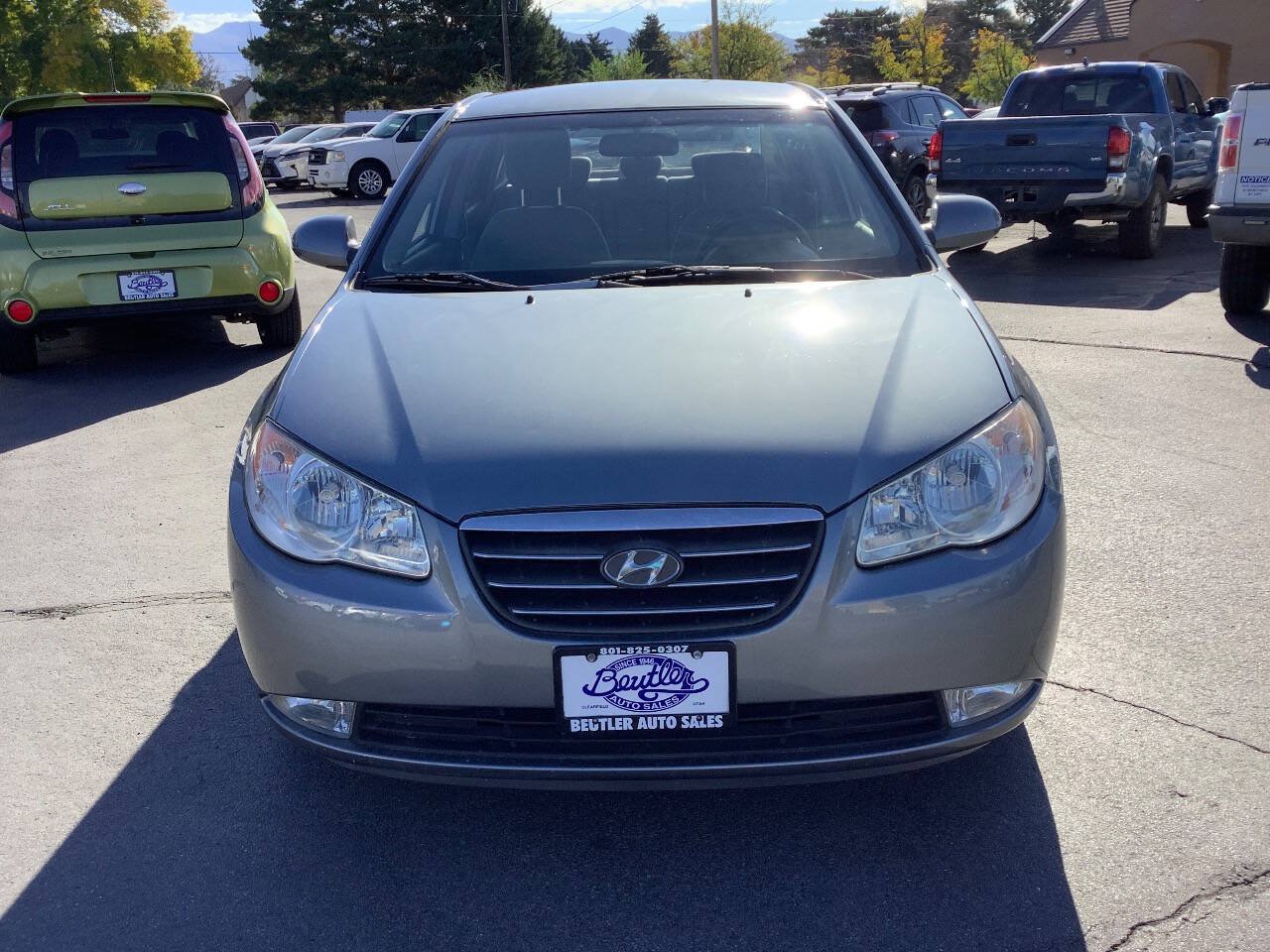 Used 2010 Hyundai Elantra GLS FWD image 5