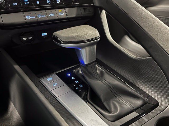 Used 2024 Hyundai Elantra SEL FWD image 25