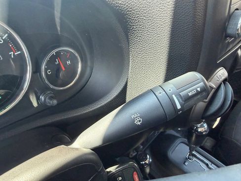 Used 2014 Jeep Wrangler Sport w/ Quick Order Package 24S AWD/4WD image 21