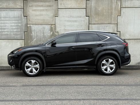 Used 2017 Lexus NX 200t AWD w/ Premium Package image 6