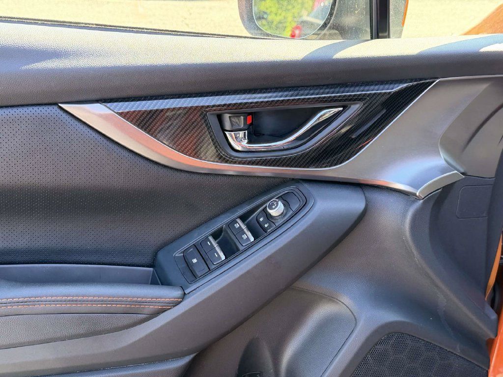 Used 2020 Subaru Crosstrek 2.0i Limited w/ Moonroof Package w/Navigation AWD/4WD image 14