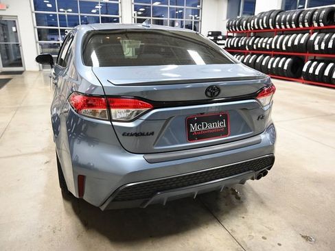 Used 2022 Toyota Corolla SE image 7