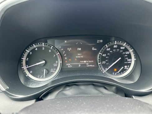 Used 2021 Toyota Highlander XSE AWD/4WD image 29