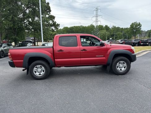 Used 2014 Toyota Tacoma PreRunner w/ Convenience Package RWD image 6