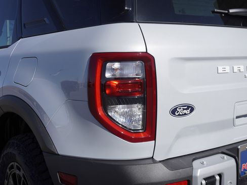 New 2026 Ford Bronco Sport Outer Banks w/ Sasquatch Outer Banks Package AWD/4WD image 18