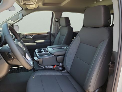 New 2026 GMC Sierra 1500 SLE w/ Preferred Package image 11
