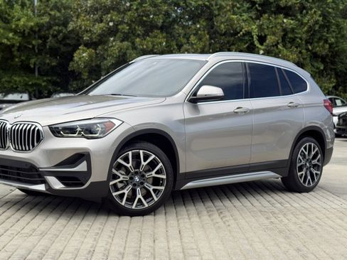 Used 2022 BMW X1 sDrive28i w/ Convenience Package FWD image 1