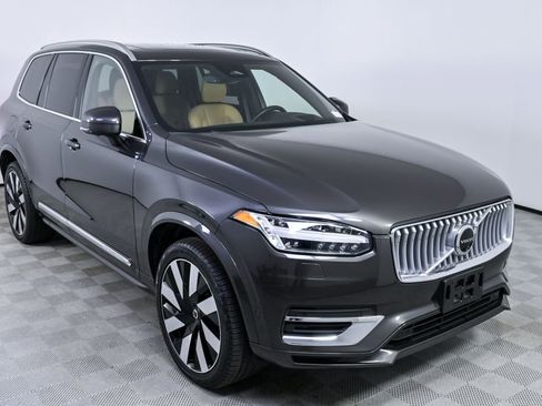 Certified 2024 Volvo XC90 T8 Ultimate AWD/4WD image 29
