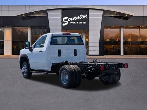 New 2026 GMC Sierra 3500 Pro w/ Fleet Convenience Package AWD/4WD image 3
