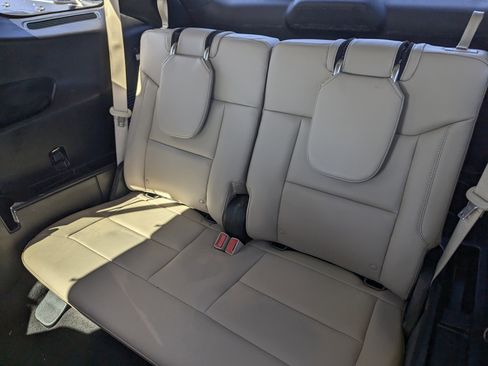 Certified 2020 Ford Explorer Limited image 8