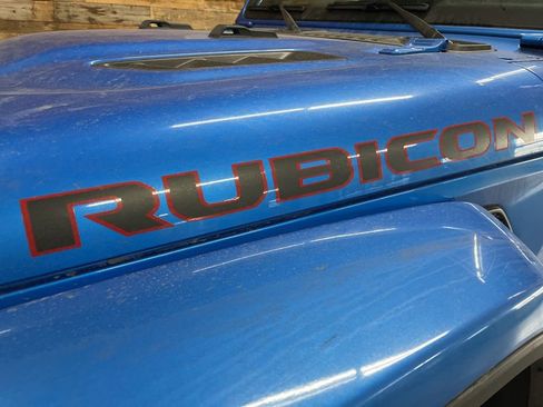 Used 2025 Jeep Wrangler Unlimited Rubicon image 12