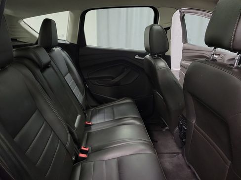 Used 2015 Ford C-MAX Energi SEL w/ Equipment Group 303A FWD image 33