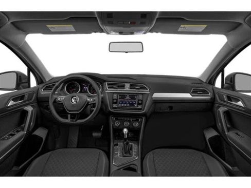 Used 2021 Volkswagen Tiguan S image 8