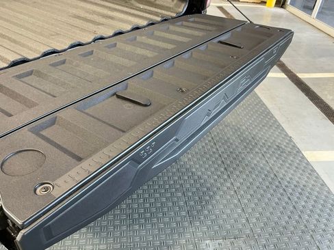 Used 2026 Chevrolet Colorado ZR2 w/ Technology Package image 11