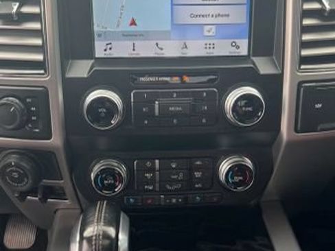 Used 2019 Ford F150 Platinum w/ Max Trailer Tow Package AWD/4WD image 27