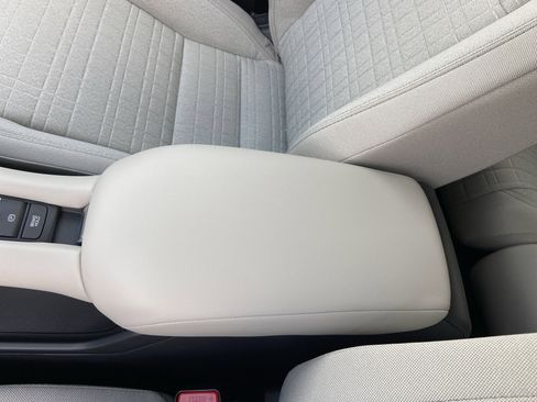 New 2026 Honda HR-V LX image 38