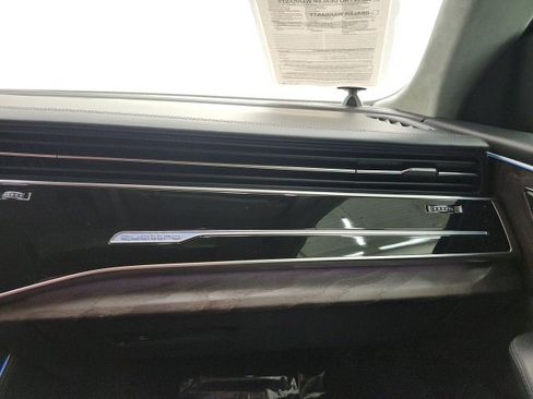 Used 2019 Audi Q8 Prestige image 74