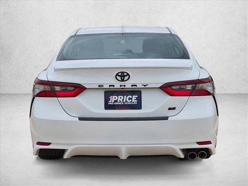 Used 2024 Toyota Camry SE FWD image 7