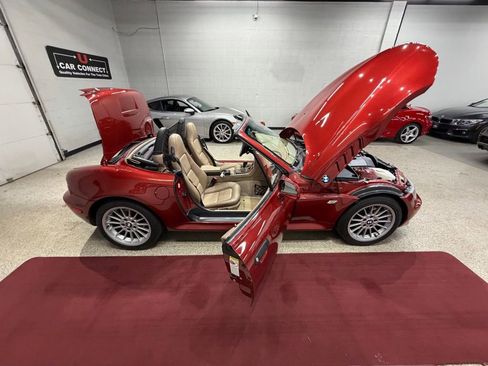 Used 2001 BMW Z3 3.0i RWD image 49