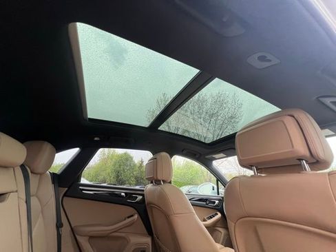 Used 2022 Porsche Macan S AWD/4WD image 21