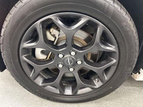 Used 2023 Chrysler 300 Touring L w/ Popular Equipment Group image 26