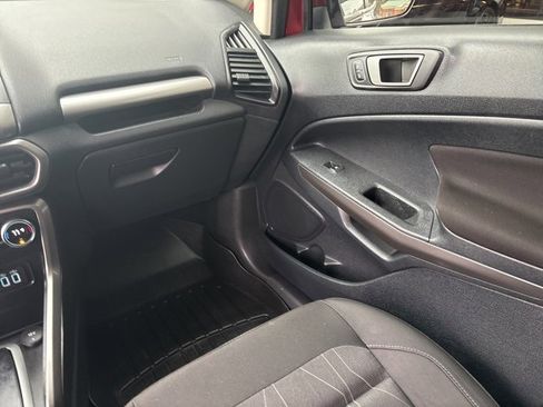 Certified 2020 Ford EcoSport SE image 12
