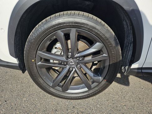 Used 2025 Lexus NX 450h+ AWD w/ Accessory Package (Z2) image 17
