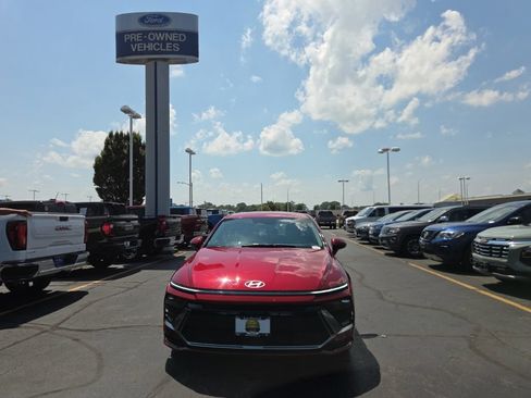 Used 2024 Hyundai Sonata SEL FWD image 8