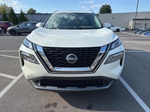 Certified 2023 Nissan Rogue SL w/ SL Premium Package image 3