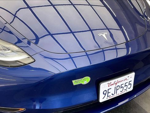 Used 2023 Tesla Model Y Long Range AWD/4WD image 30