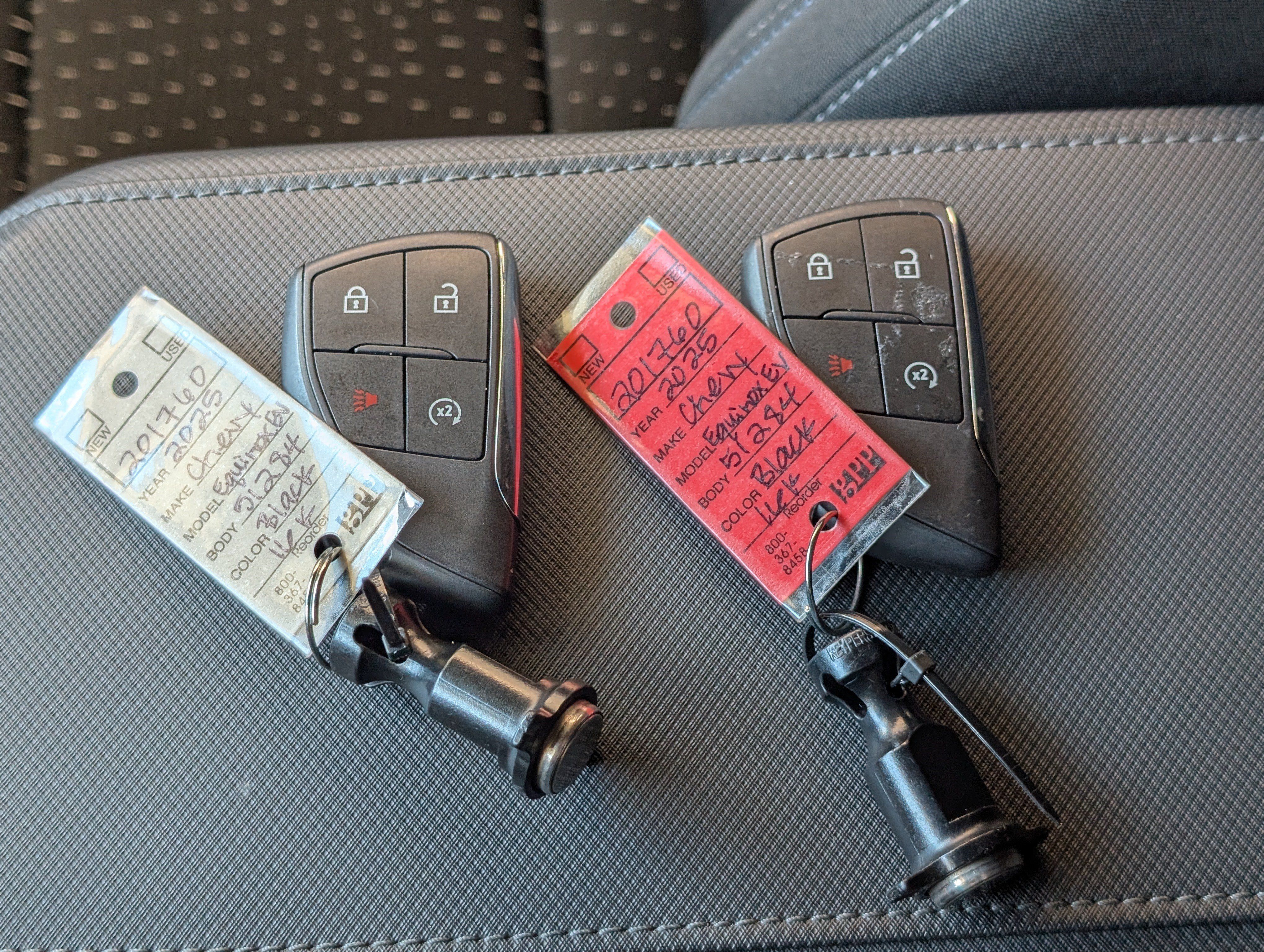 Used 2025 Chevrolet Equinox EV LT FWD image 33
