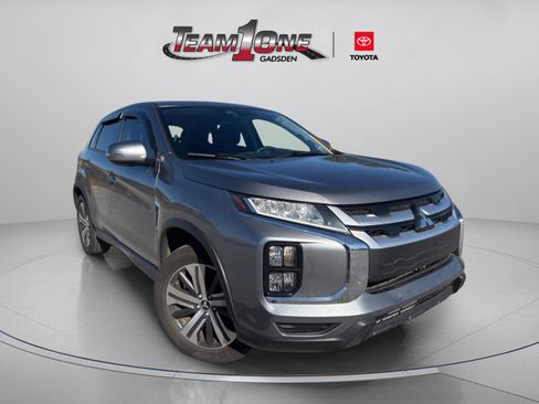 Used 2022 Mitsubishi Outlander Sport SE image 1