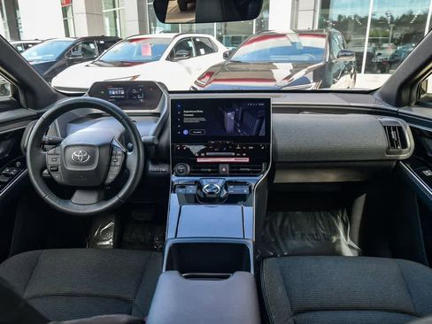 Used 2024 Toyota bZ4X XLE w/ Weather Package image 14