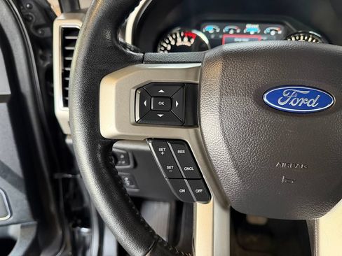 Used 2020 Ford F150 Lariat w/ Equipment Group 502A Luxury AWD/4WD image 18