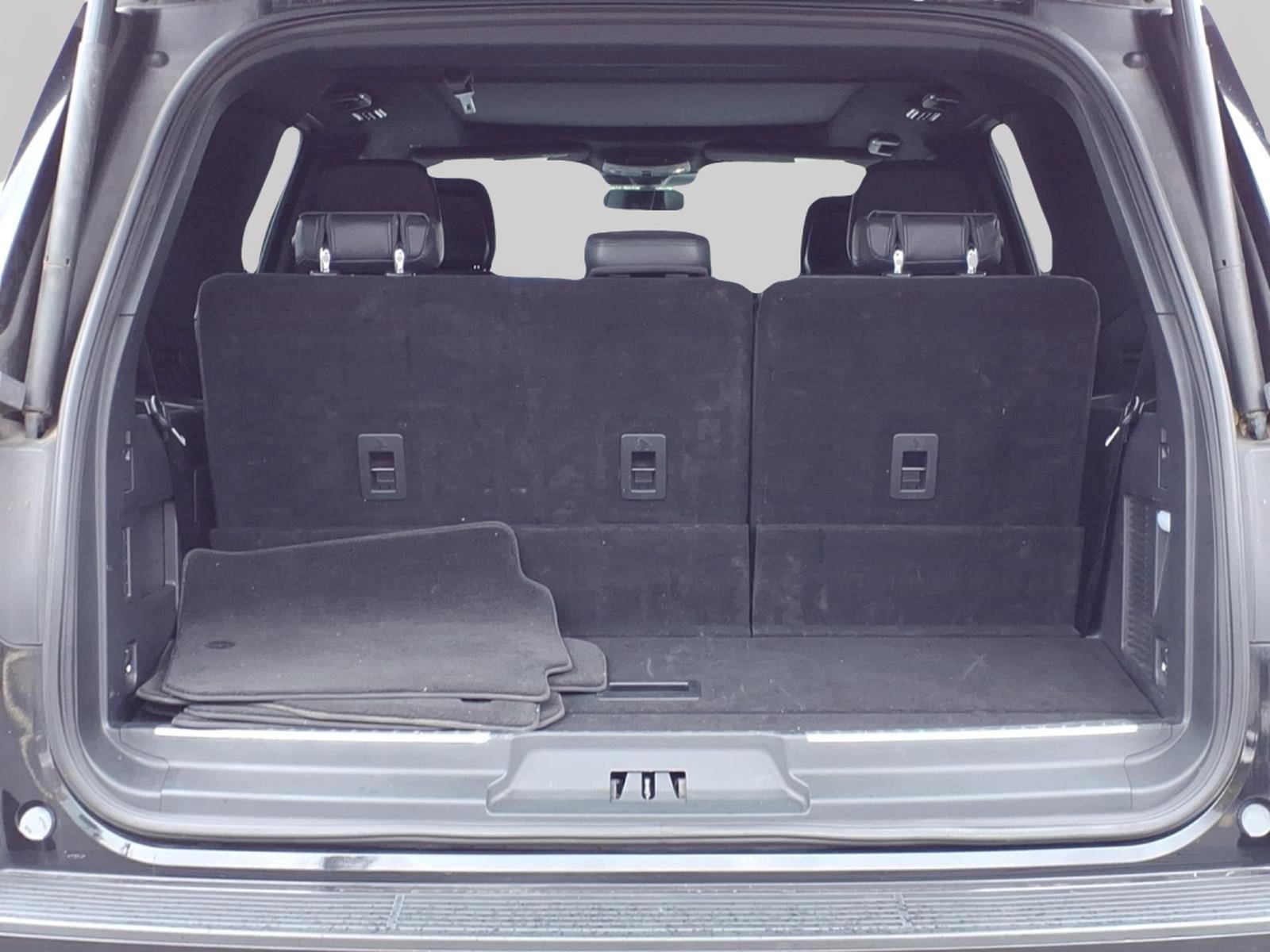 Used 2022 Lincoln Navigator 4WD image 8