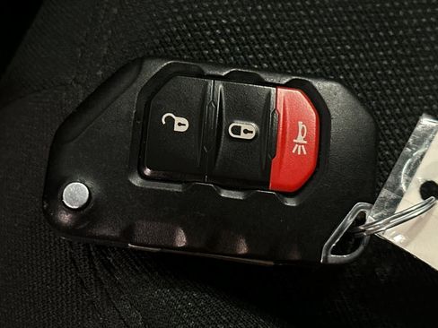 Used 2020 Jeep Wrangler Unlimited Sport AWD/4WD image 26