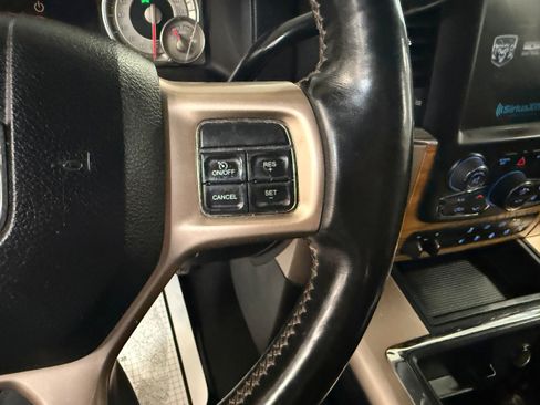 Used 2014 RAM 2500 Longhorn w/ Convenience Group AWD/4WD image 46