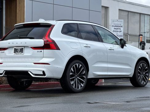 New 2026 Volvo XC60 B5 Ultra AWD/4WD image 2